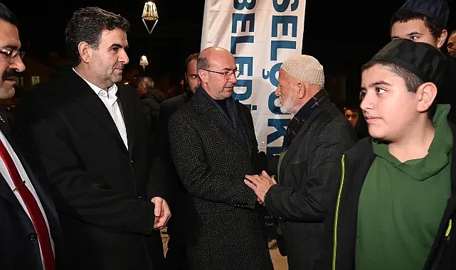Selçuklu Belediye Başkanı Ahmet Pekyatırmacı, Miraç Kandili dolayısıyla Erenköy Tahir Büyükkörükçü Camii'nde düzenlenen kandil programında vatandaşlarla bir araya geldi.