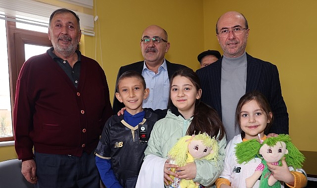 Selçuklu Belediye Başkanı Ahmet Pekyatırmacı'nın  belediye hizmetlerini yerinde incelediği ve mahalle sakinleriyle bir araya geldi