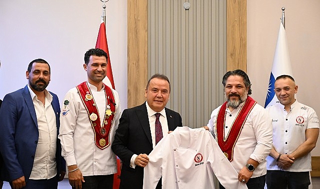 Antalya Büyükşehir Belediyesi'nden iki önemli protokol