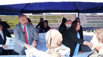 Aydın Büyükşehir Belediye Başkanı Özlem Çerçioğlu, Söke Belediye Başkanı Mustafa İberya Arıkan ile birlikte Söke'de vatandaşlarla bir araya geldi