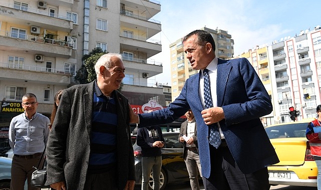 Başkan Abdullah Özyiğit, Gazi Mahallesi'nde vatandaşlarla buluştu