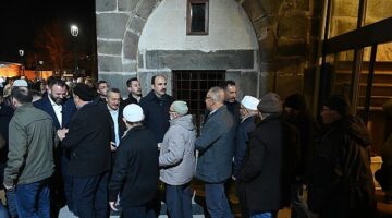 Başkan Altay Ramazan'ın İlk Teravih Namazında Seydişehirlilerle Buluştu