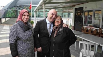 Başkan Bıyık, Cemevi'nde canların Kadınlar Gününü kutladı