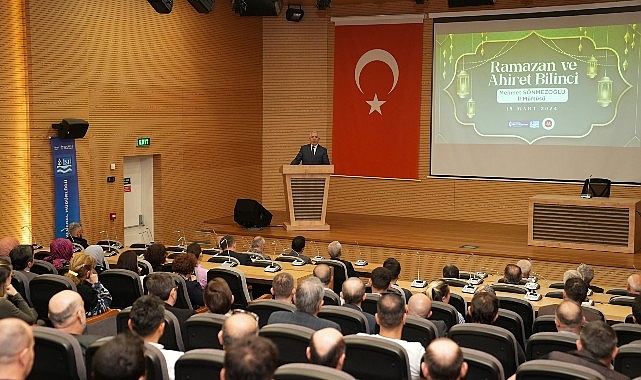 Kocaeli il Müftüsü Mehmet Sönmezoğlu “Ramazan ve Ahiret Bilinci" adlı seminerde İSU Genel Müdürlüğü personeliyle buluştu