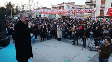 Mustafa Varank ve Başkan Altay Akşehirlilerle İftarda Buluştu