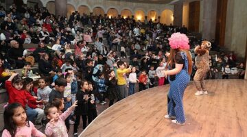 Nevşehir Belediyesi tarafından çocuklar için bu yıl ilk kez düzenlenen ramazan eğlence programları büyük ilgi görüyor