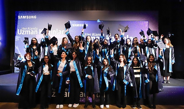 Samsung Türkiye Kadın Teknisyen Eğitim Programı'nın üçüncü dönem mezunları sertifikalarını aldı