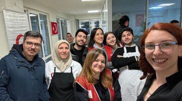 TikTok Türkiye'den Kızılay Pendik Aş Evi'nde bin kişilik iftar yemeği