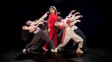 Akbank Sanat'tan Dünya Dans ve Dünya Caz Günü'ne Özel Performans &apos;KAYGILAR SAHNESİ'