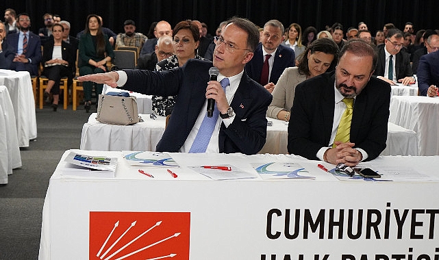 Beylikdüzü Belediye Başkanı Mehmet Murat Çalık'ın 2019-20024 yılları arasındaki 5 yıllık stratejik faaliyet raporu mecliste oy birliğiyle kabul edildi