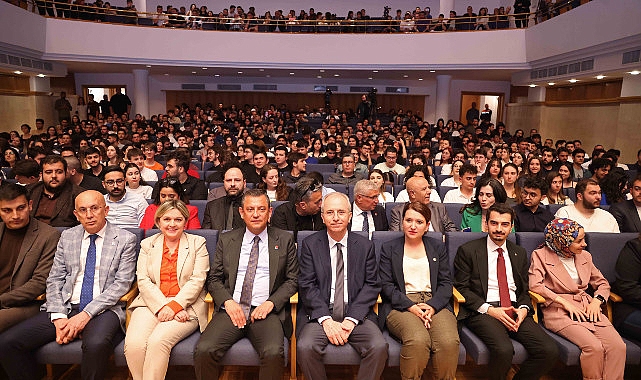CHP Genel Başkanı Özgür Özel ve Çankaya Belediye Başkanı Hüseyin Can Güner   Bilkent Üniversitesi Sosyal Demokrasi Topluluğu'nun düzenlediği Gençlik Buluşması'na katıldı