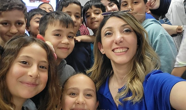 İstinye Üniversitesi öğrencileri Hatay'daki çocuklarla &apos;diş sağlığı' etkinliklerinde buluştu