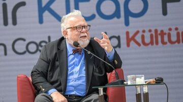 İzmirliler İZKİTAP Fest'e akın etti: Prof. Dr. Celal Şengör konuk oldu