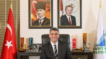 Kartepe Belediye Başkanı Av.M.Mustafa Kocaman, 23 Nisan Ulusal Egemenlik ve Çocuk Bayramı'nı kutladı