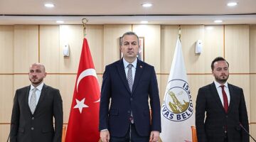Sivas Belediyesi 2024-2029 dönemi ilk meclis toplantısı Belediye Başkan Dr. Adem Uzun'un yönetiminde gerçekleştirildi