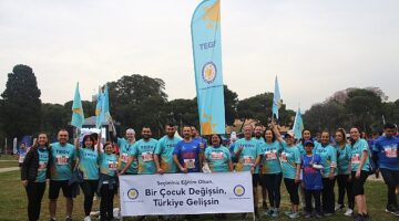 TEGV çocuklara nitelikli eğitim desteği için Maraton İzmir'de