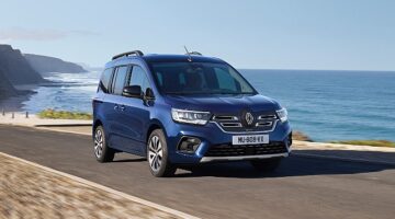 Yeni Renault Kangoo ürün ailesi, Türkiye'deki ilk temsilcileri olan Yeni Kangoo E-Tech %100 Elektrikli ve Yeni Kangoo Van ile satışa sunuluyor