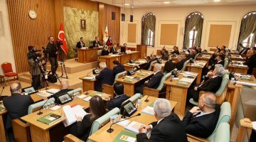 Zeytinburnu'nda Yeni Dönemin İlk Meclis Toplantısı Yapıldı