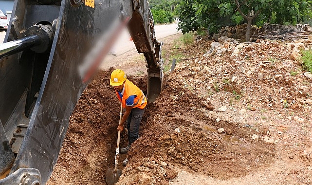 Adrasan'ın içme suyu sorununu ortadan kalkıyor