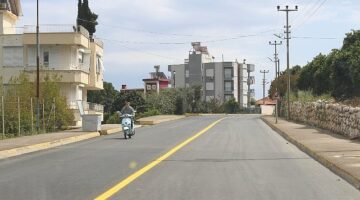 Antalya Büyükşehir Belediyesi yolları güvenli hale getiriyor