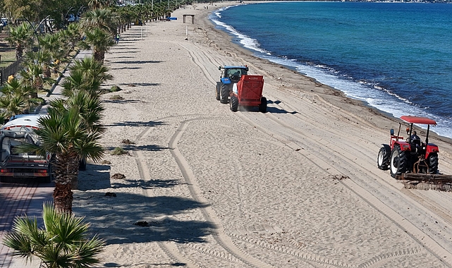 Aydın Büyükşehir Belediyesi, Kuşadası ilçesinde sorumluluk alanlarında bulunan sahilleri yaz sezonuna hazırlamak için çalışmalarını sürdürüyor