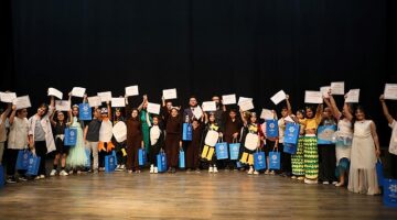 Aydın Büyükşehir Belediyesi Şehir Tiyatrosu'nun genç yetenekleri büyük beğeni topladı