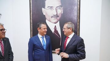 Ayvalık Belediye Başkanı Mesut Ergin'den CHP Genel Başkanı Özgür Özel Ziyarette Bulundu