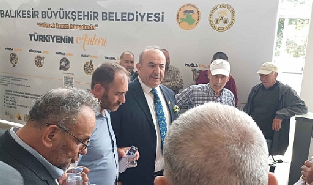 Balıkesir Büyükşehir Belediyesi 20 Mayıs Dünya Arı Günü'ne yoğun ilgi