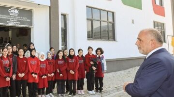 Başkan İbrahim Sandıkçı: “Öğrencilerimizin deneyim kazanmalarını sağlıyoruz"