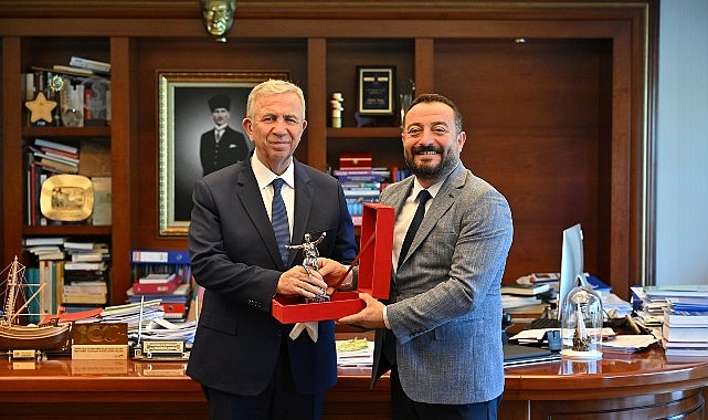 Başkan Turan,  Ankara Büyükşehir Belediye Başkanı  Mansur Yavaş'ı ziyaret etti