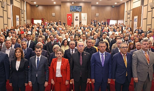 Çankaya Belediye Başkanı Hüseyin Can Güner, Sosyal Demokrasi Derneği'nin düzenlediği “21'inci Yüzyılda Yeni Sosyal Demokrat Belediyecilik” paneline ev sahipliği yaptı
