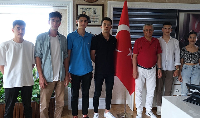 CHP Kemer Gençlik Kolları'ndan Başkan Topaloğlu'na ziyaret