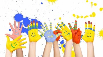 Çocuklar için 'Minik Eller Akrilik Boyama Atölyesi' Trump Art Gallery'de, 12 Mayıs Pazar