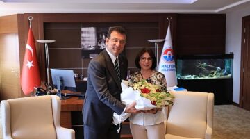 Ekrem İmamoğlu, Maltepe Belediye Başkanı Esin Köymen'e tebrik ziyaretinde bulundu