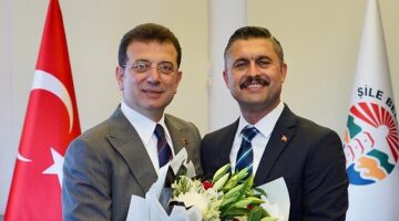 Ekrem İmamoğlu, Şile Belediye Başkanı Özgür Kabadayı'ya tebrik ziyaretinde bulundu