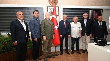 Eski Merkez Valisi Hasan Özdemir'den Başkan Topaloğlu'na ziyaret