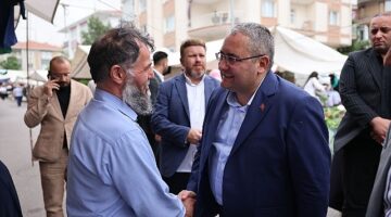 Keçiören Belediye Başkanı Dr. Mesut Özarslan, Ayvalı Pazar Yeri'ni ziyaret etti