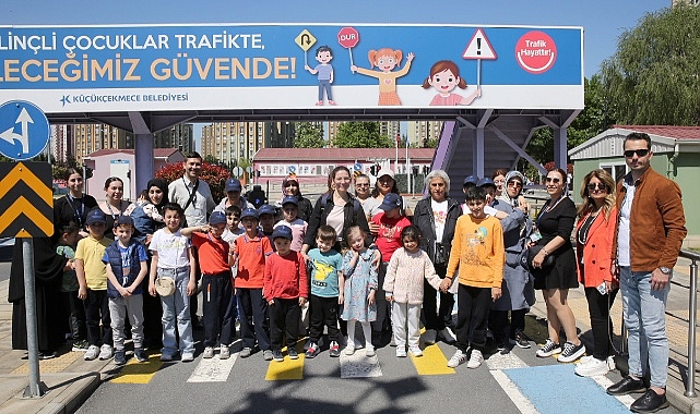 Küçükçekmece'deki Trafik Eğitim Parkı'nda Özel Çocuklara Özel Eğitim