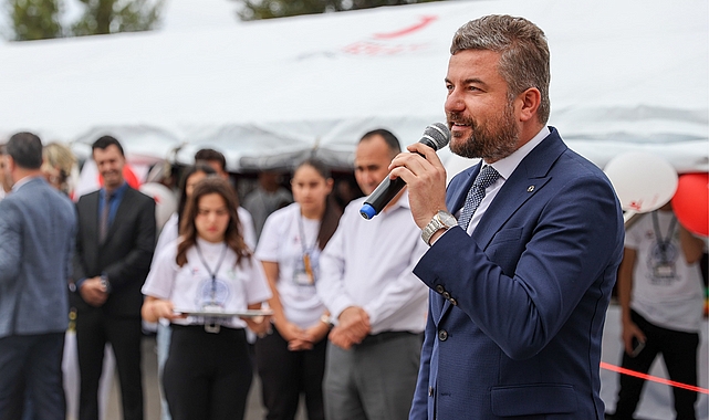 Mezun olduğu lisede Başkan Duman'a coşkulu karşılama