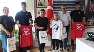 Milli takıma seçilen judoculardan Başkan Topaloğlu'na ziyaret