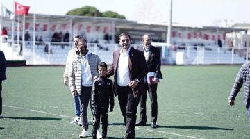 Narlıdere Belediyesi, 19 Mayıs Atatürk'ü Anma Gençlik ve Spor Bayramı etkinlikleri kapsamında futbol turnuvası düzenleyecek