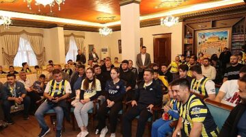 Nevşehir Belediye Başkanı Rasim Arı Fenerbahçe Beko'un, THY EuroLeague Final Four Maçını Gençlerle Birlikte izledi