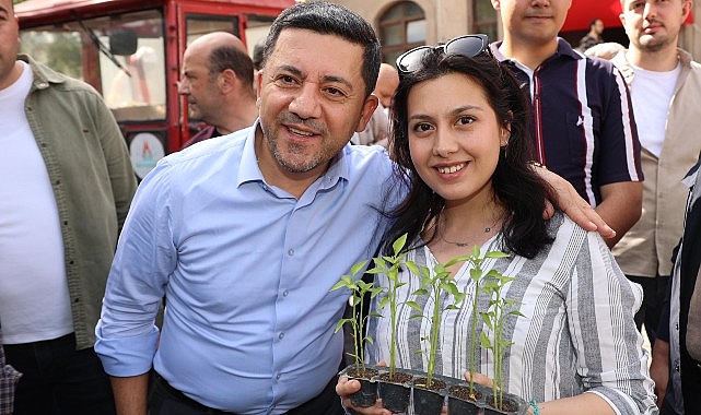 Nevşehir'de yerli tarımsal üretimi artırmak ve üreticiyi desteklemek amacıyla 50 bin sebze fidesi düzenlenen törenle ücretsiz olarak dağıtıldı