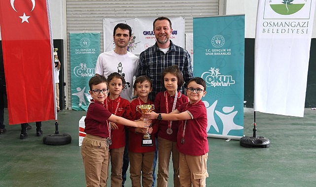 Osmangazi'de satrancın şampiyonları belli oldu