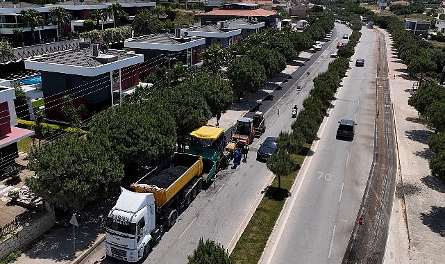 Üç ilçede 14 km yol asfaltlanıyor İzmir Büyükşehir Belediyesi asfalt atağı başlattı