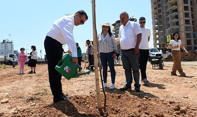 Yenişehir Belediyesi ağaçlandırma çalışmalarını sürdürüyor