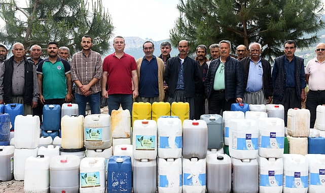 Yenişehir Belediyesi ürettiği organik solucan gübresini çiftçilere ulaştırıyor