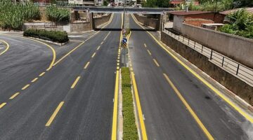 Aydın Büyükşehir Belediyesi, birçok farklı noktada yol yapım çalışmalarına hızla devam ediyor