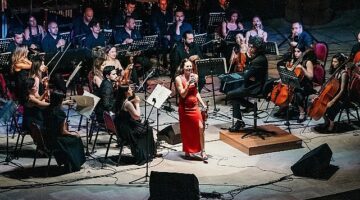 Büyükşehir Orkestrası ve Esther Abrami'den Muhteşem Konser