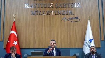 CHP Genel Başkanı Özel'den başkanlar zirvesi